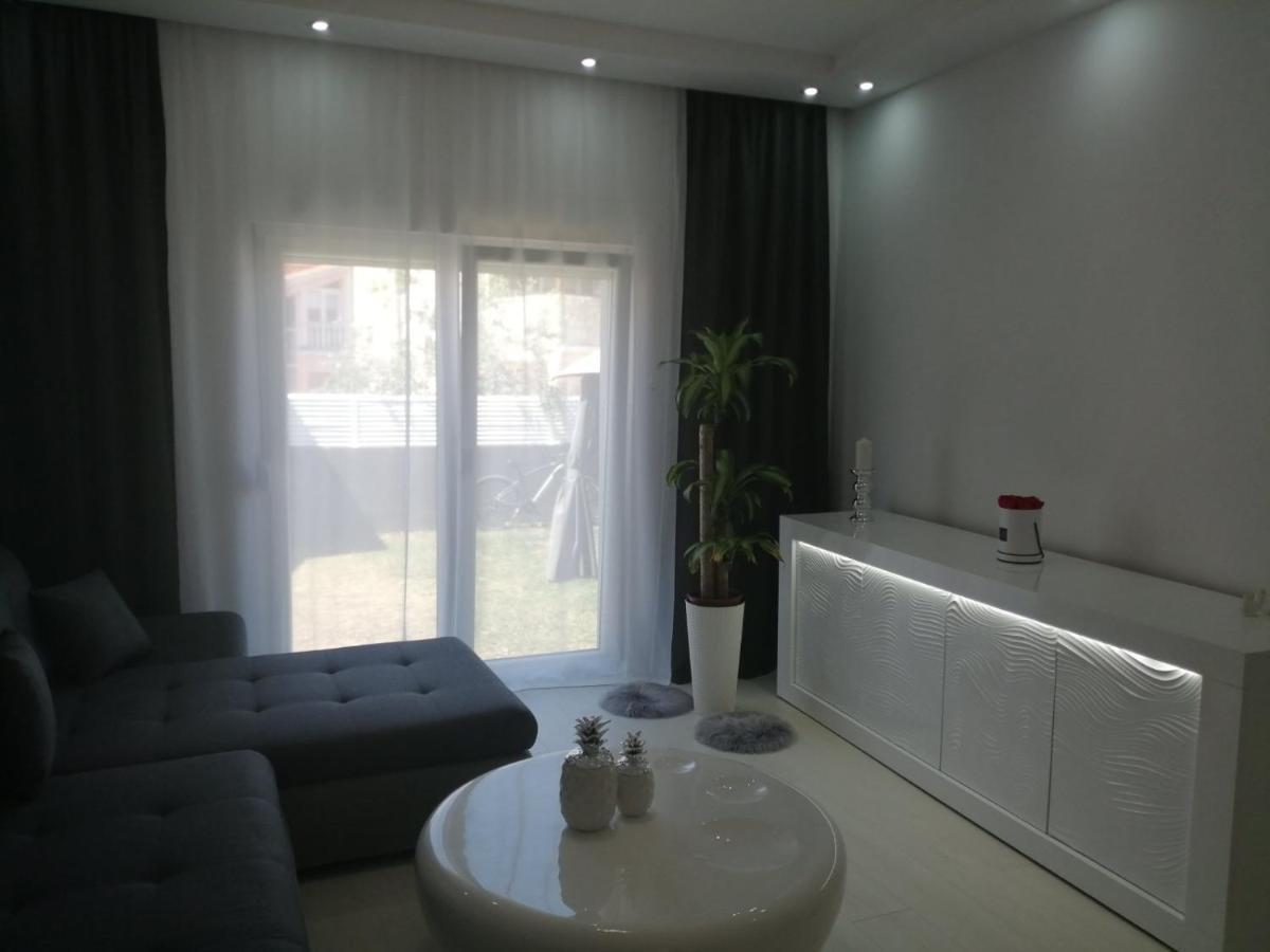 Apartman Lucano Bibinje Zewnętrze zdjęcie